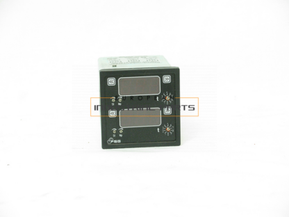 Manitowoc Grove pressure jackcylinder display