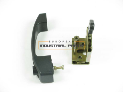 XCMG door handle with lock  (upper cabin qy70k)