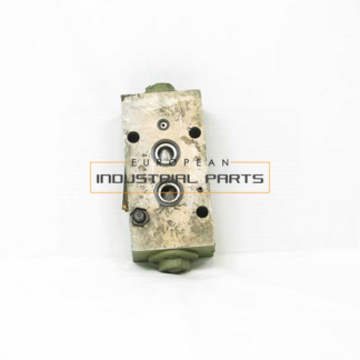 Manitowoc Grove valve