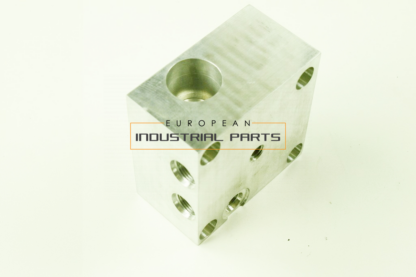 Demag valve block