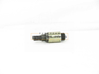 Manitowoc Grove valve 2/2
