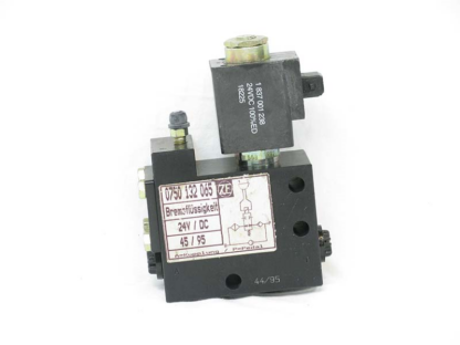 Demag connection valve