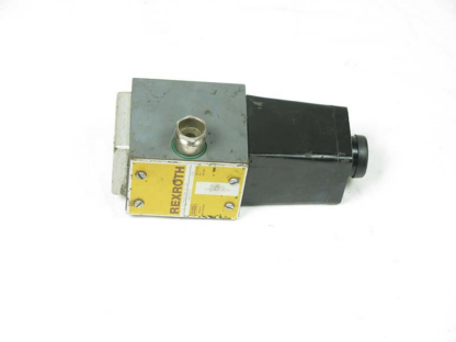 Demag valve
