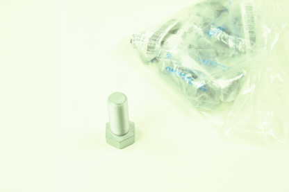 Tadano Faun bolts